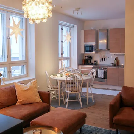 Cozy Scandinavian With Sauna & Free Parking Апартаменты *